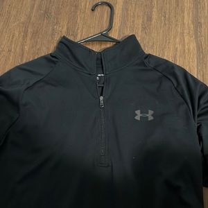 Lightweight under armour 1/4 zip